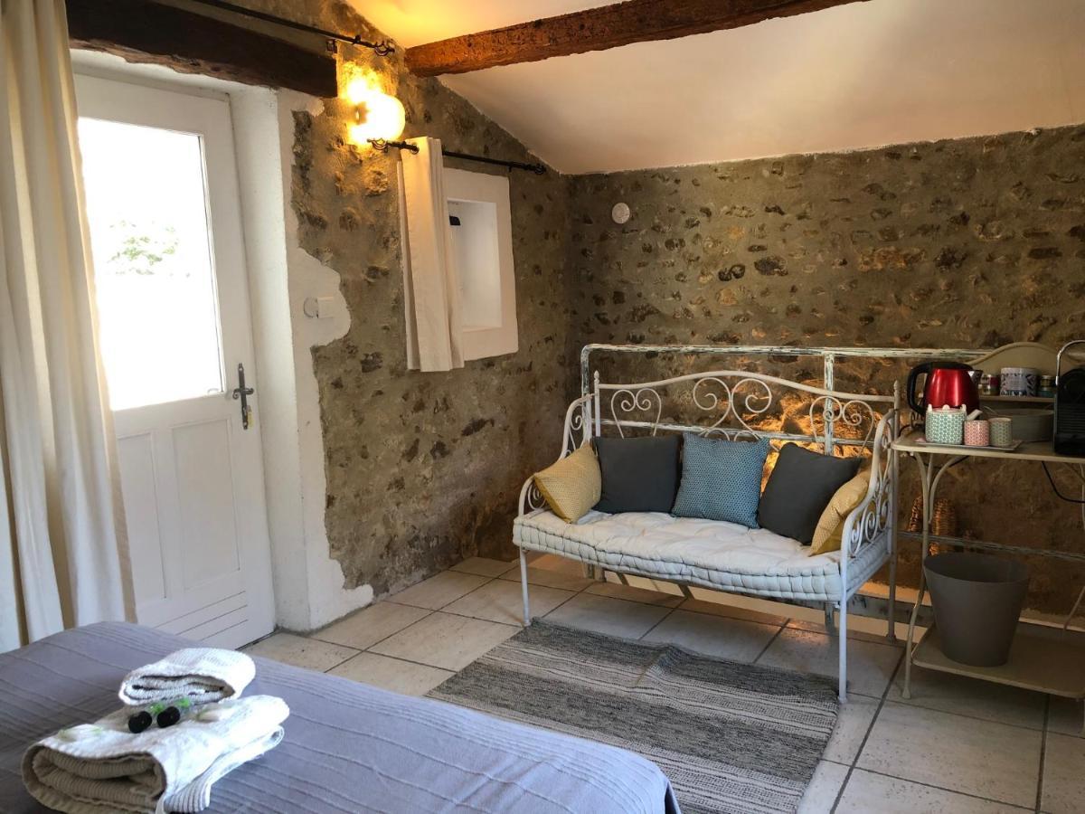 Chambre D'Hotes Lou Pataclet Charols Exteriér fotografie